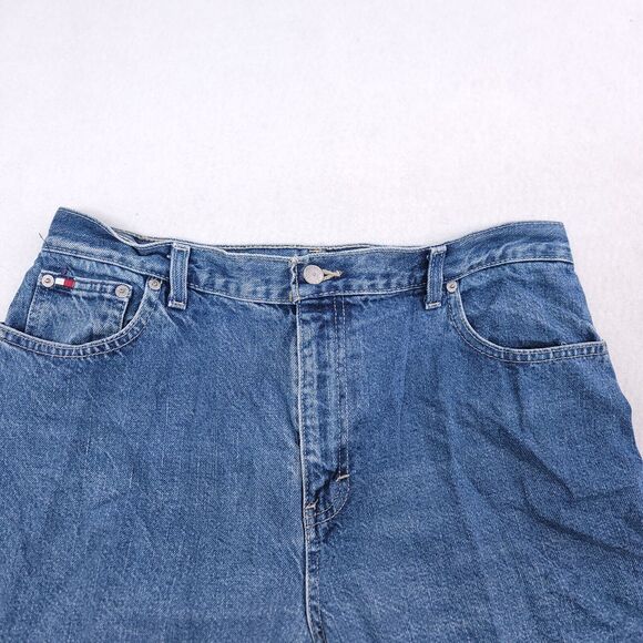 Tommy Hilfiger Casual Button Zip Medium Wash Denim Jeans Womens Size 14 Blue - Picture 1 of 8